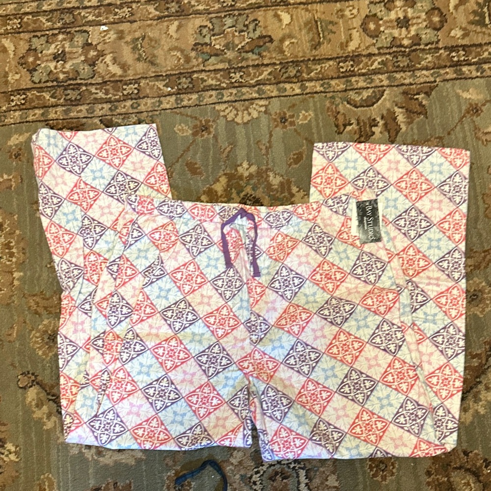 Bay Studio Women's Pajama Bottoms - Red and Purple Geometric